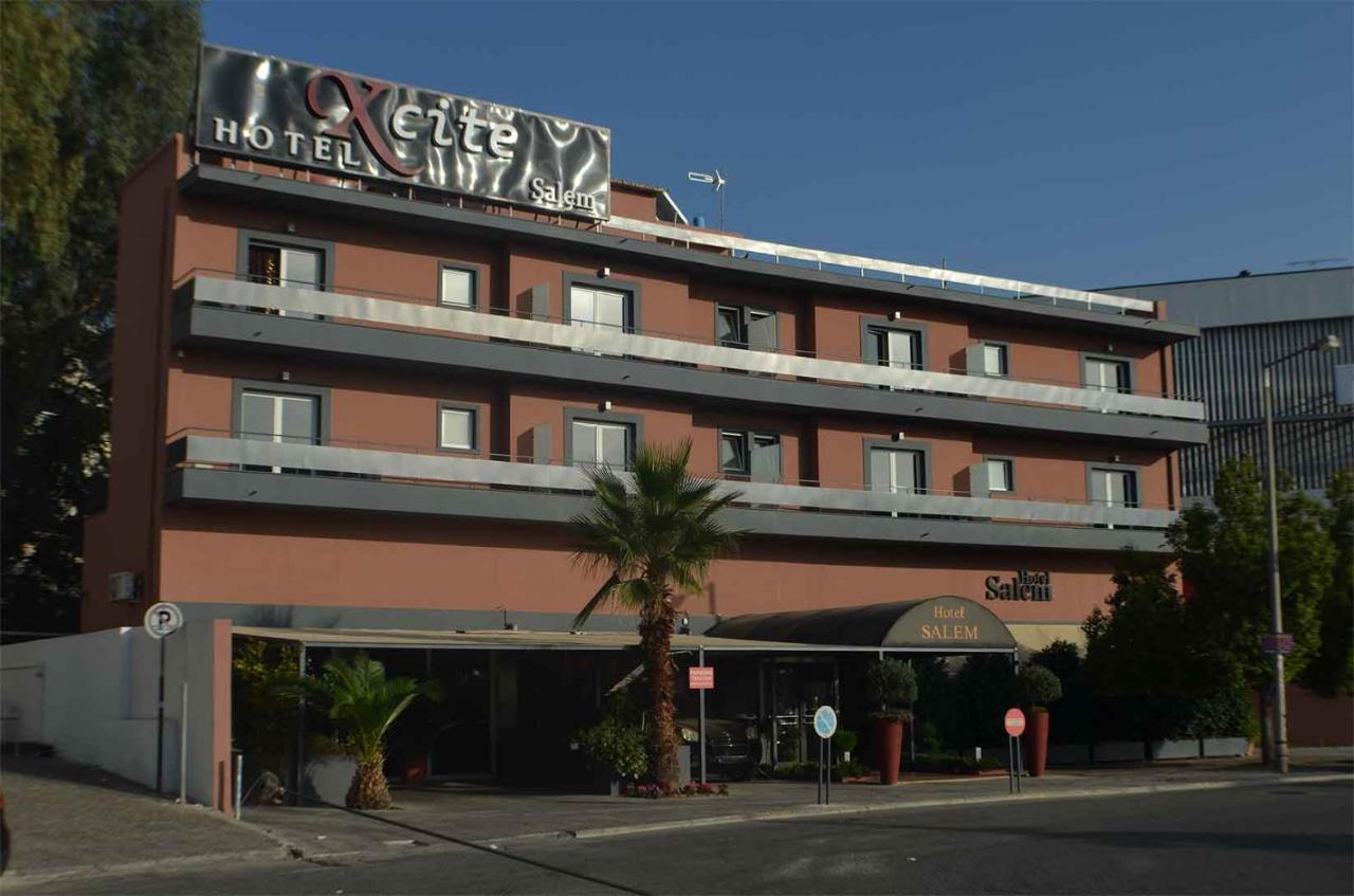 Hotel Xcite Salem 3*
