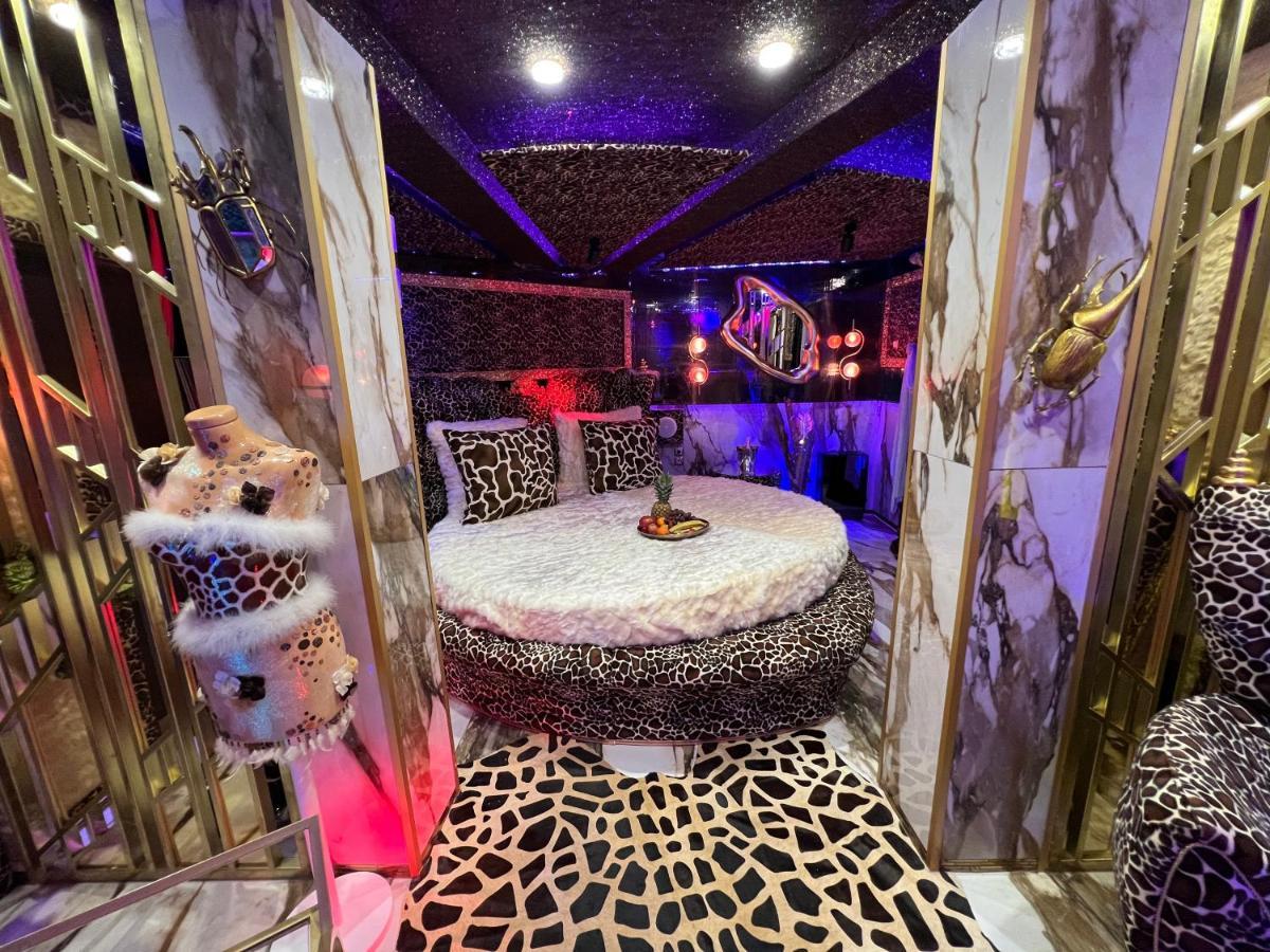 Hotel Xcite Salem 3*