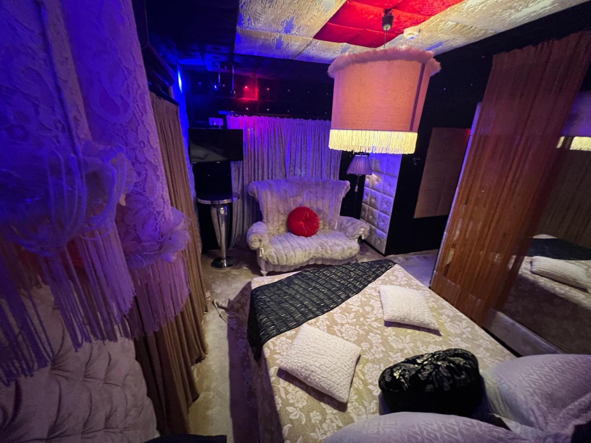 Hotel Xcite Salem Atena