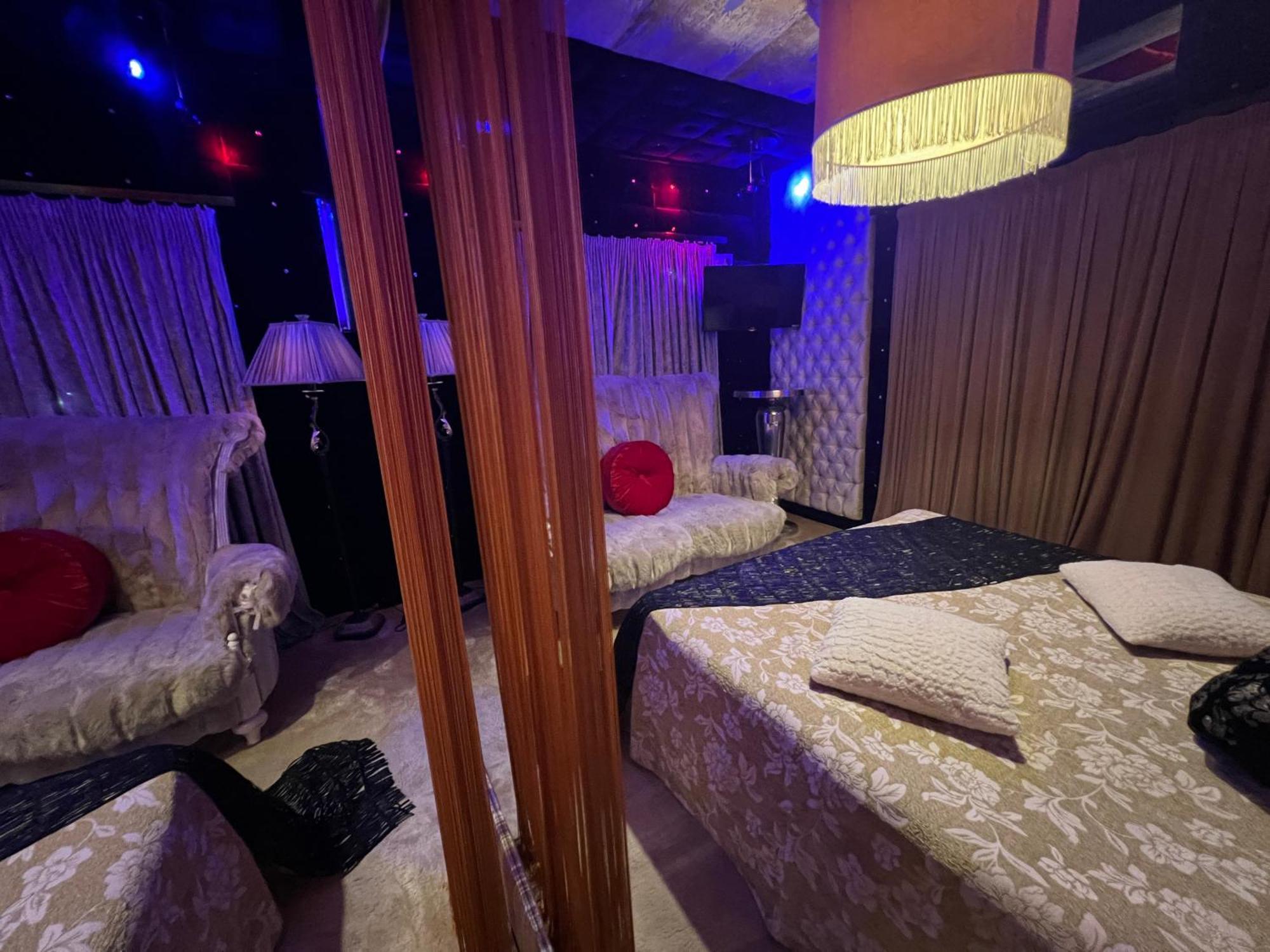 Hotel Xcite Salem 3*