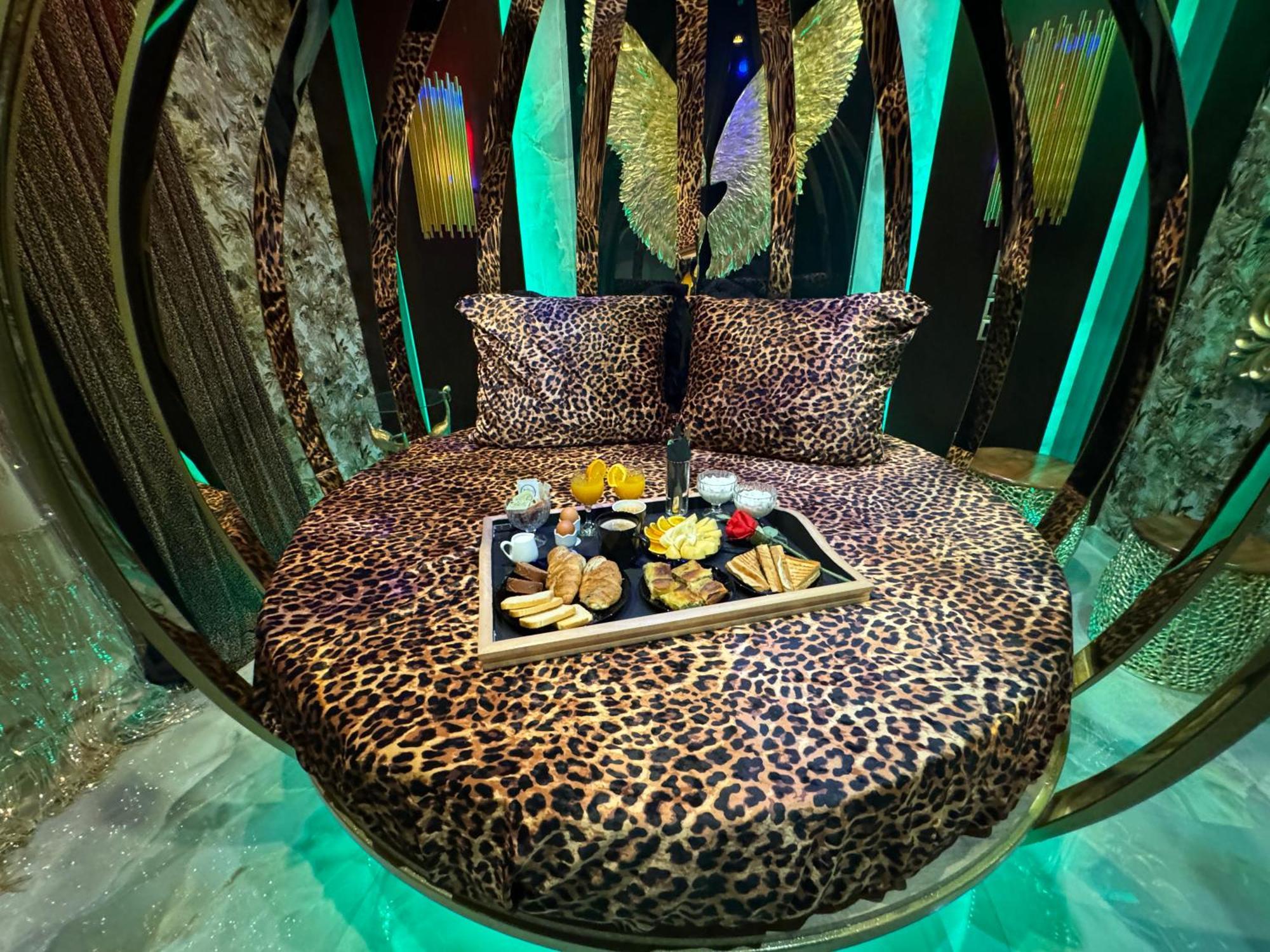 Hotel Xcite Salem 3*